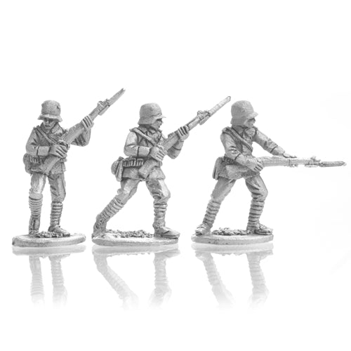 IGA Riflemen advancing, 3 figures